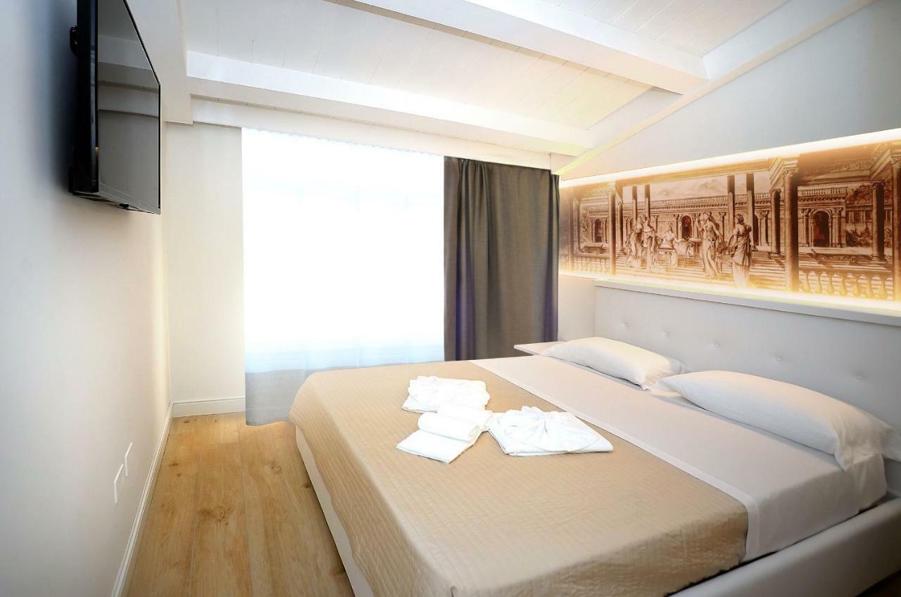 Opera Arte Rooms Porto Recanati Bagian luar foto